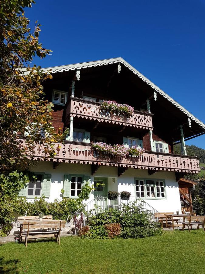 Villa Zeppelin - App Aquamarin Bramberg am Wildkogel Bagian luar foto